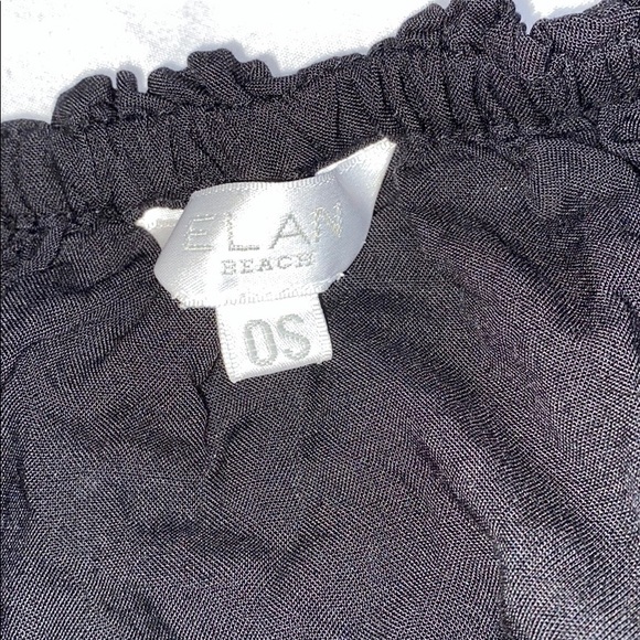 SOLD black off the shoulder w bell sleeves top - Picture 3 of 3